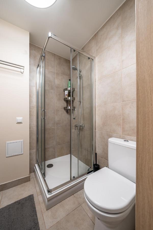 Trendy Top-Floor Stay In Heart Of Riga, Near Bars & Culture מראה חיצוני תמונה