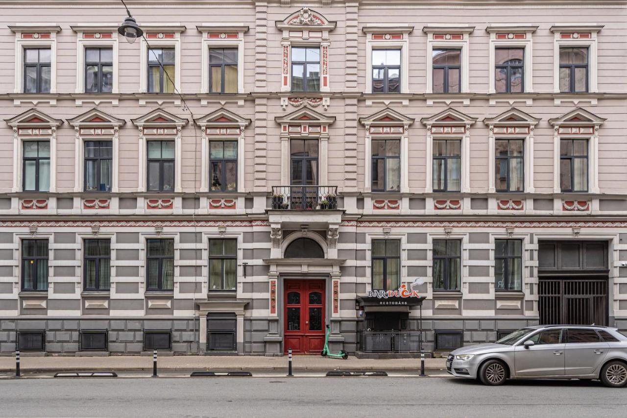 Trendy Top-Floor Stay In Heart Of Riga, Near Bars & Culture מראה חיצוני תמונה