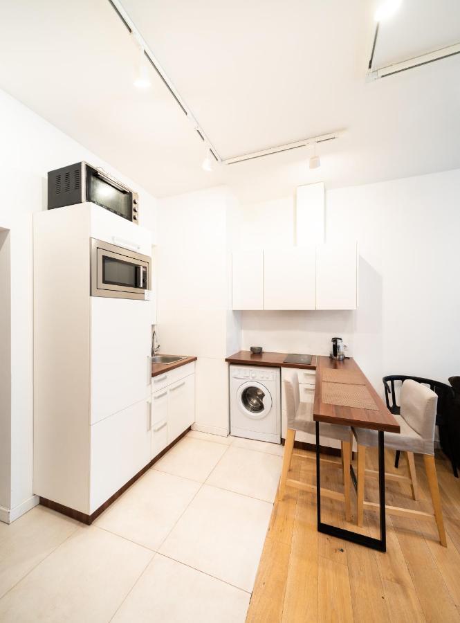 Trendy Top-Floor Stay In Heart Of Riga, Near Bars & Culture מראה חיצוני תמונה